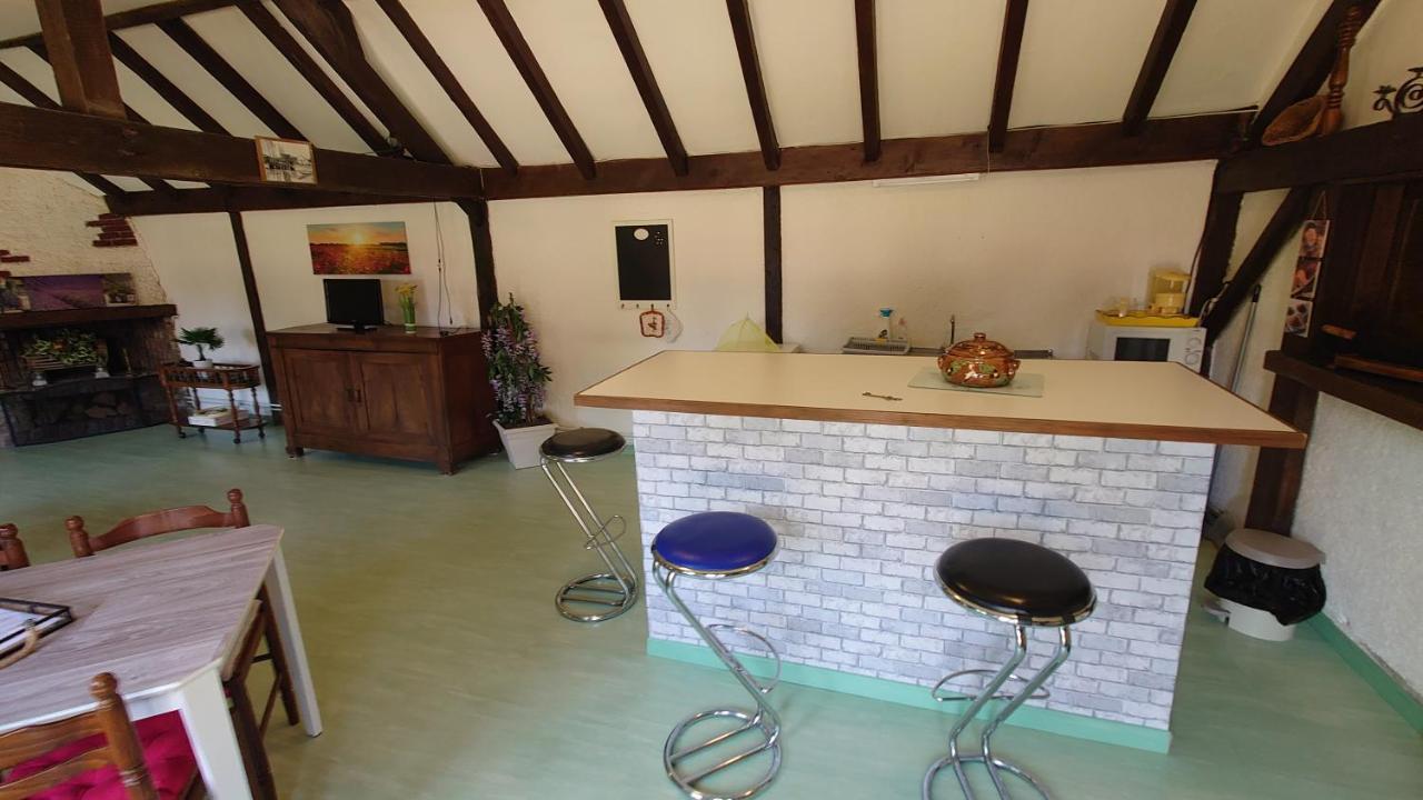 Le Marly'S Villa Wasigny Екстериор снимка