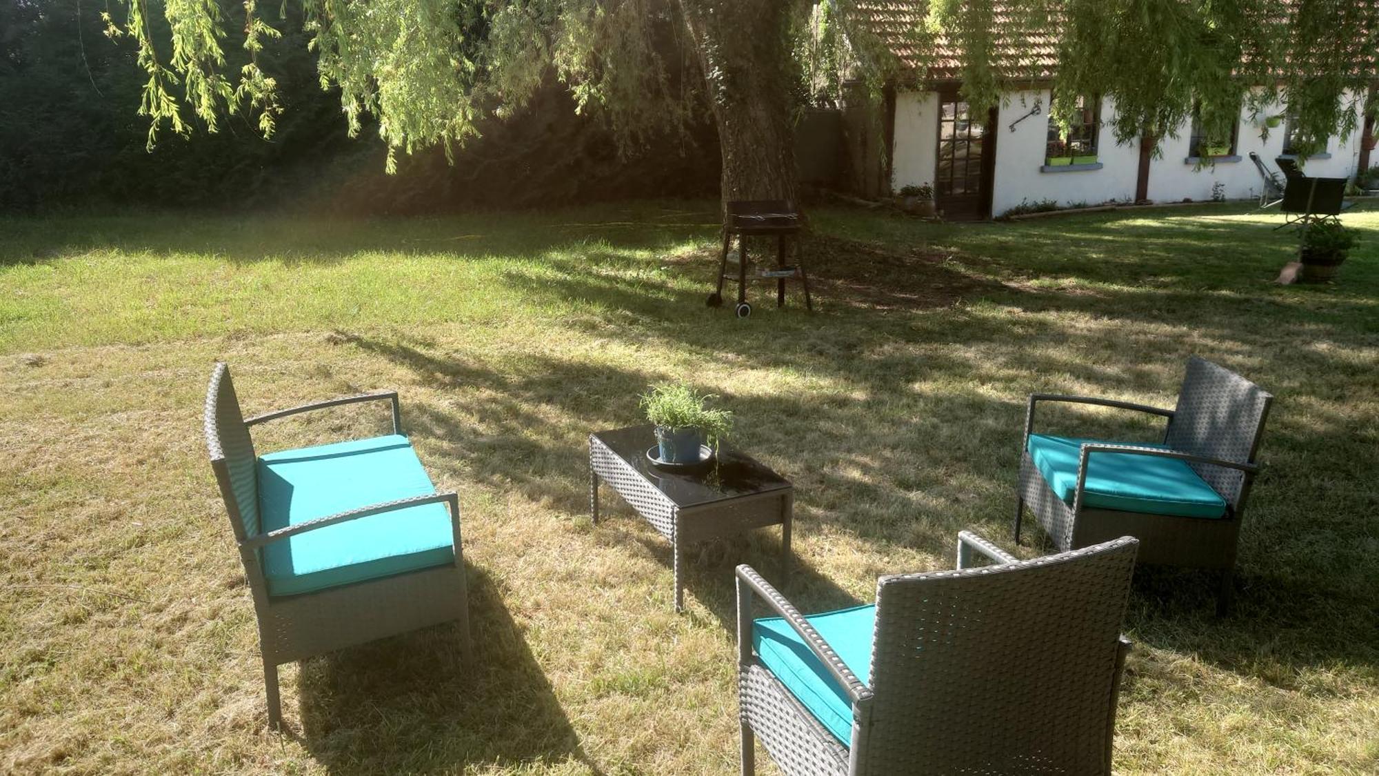 Le Marly'S Villa Wasigny Екстериор снимка